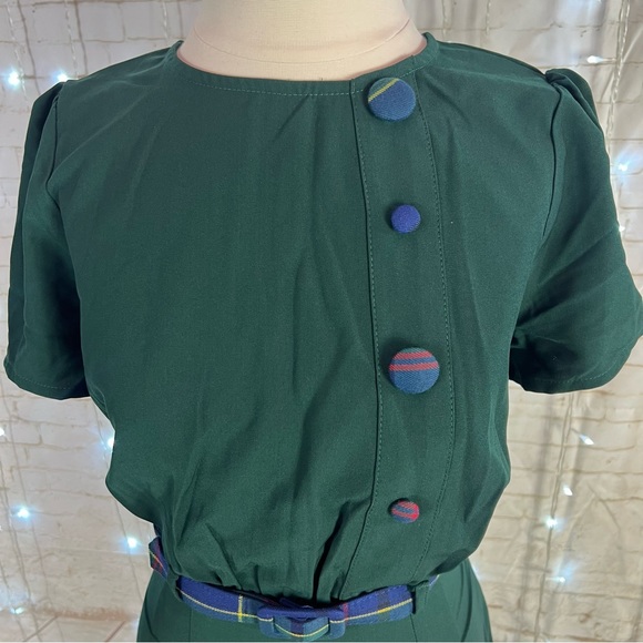 Bright and Beautiful Vintage Inspired Green Midi Dress - Picture 3 of 6